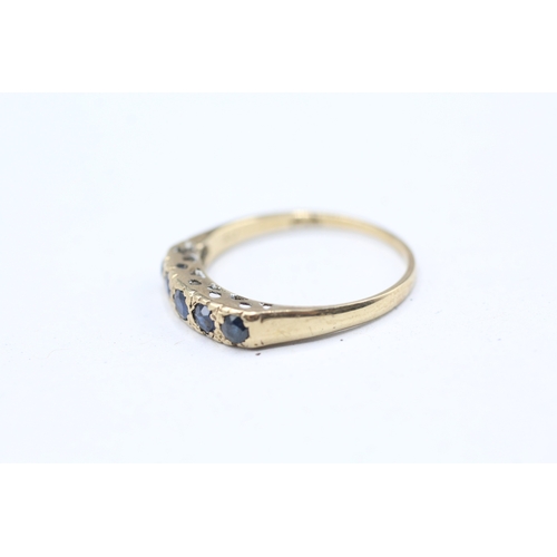 40 - 9ct gold sapphire set five stone ring (1.3g) Size N