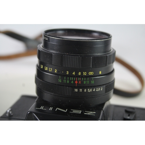 411 - Manual SLR Zenit TTL w/ Helios-44M 58mm F/2.8 Manual Camera Lens, Working