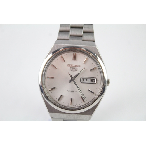 421 - Vintage Seiko 5 Stainless Steel Watch Automatic WATCH RUNS