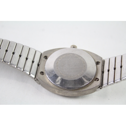 425 - Vintage Digital Jump Hour Stainless Steel Watch Hand-Wind WATCH RUNS