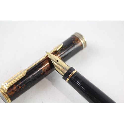 436 - Vintage Parker Premier Brown Lacquer Fountain Pen w/ 18ct Gold Nib WRITING