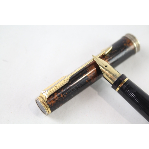 436 - Vintage Parker Premier Brown Lacquer Fountain Pen w/ 18ct Gold Nib WRITING