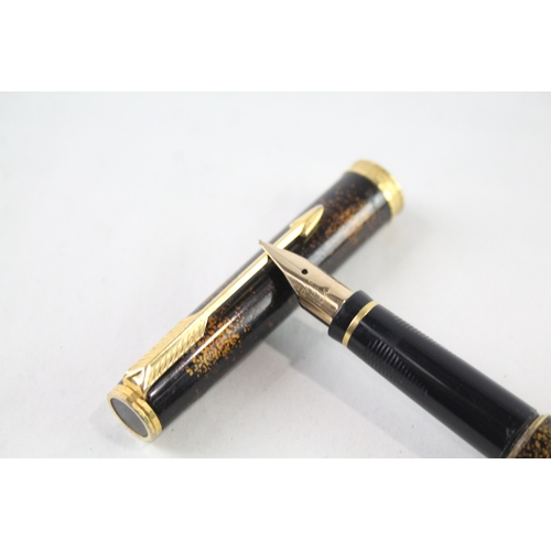 439 - Vintage Parker Premier Brown Lacquer Fountain Pen w/ 18ct Gold Nib WRITING