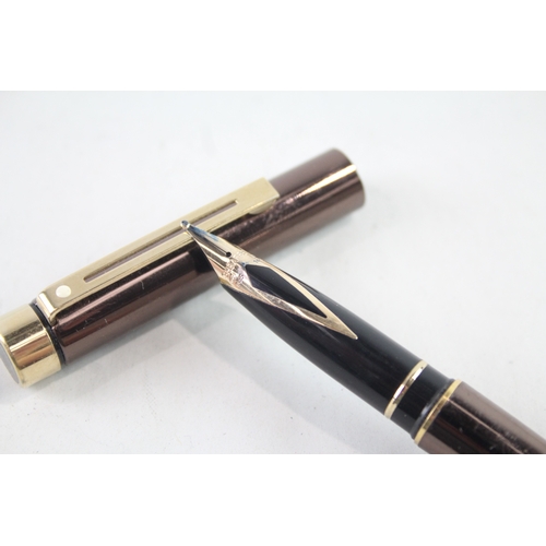 446 - Vintage Sheaffer Targa Brown Fountain Pen w/ 14ct Gold Nib WRITING