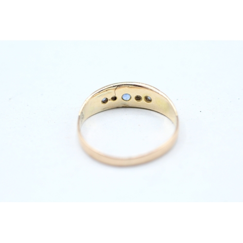 47 - 9ct gold old cut diamond and sapphire ring (1.4g) as seen - misshapen Size L