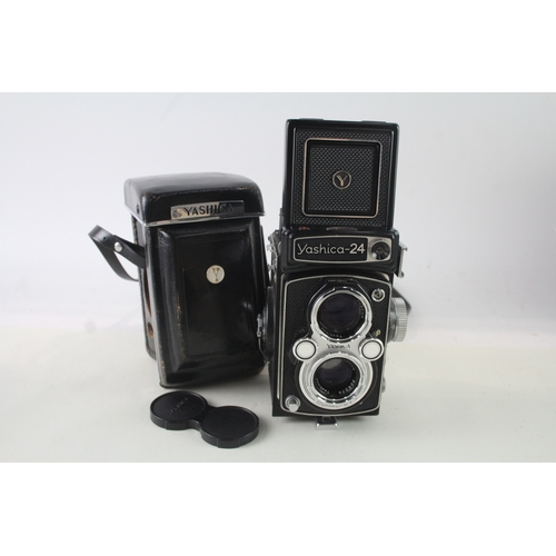 406 - Yashica-24 Twin Lens Film Camera Mechanically Working w/ 80mm F/3.5 Lens & Case