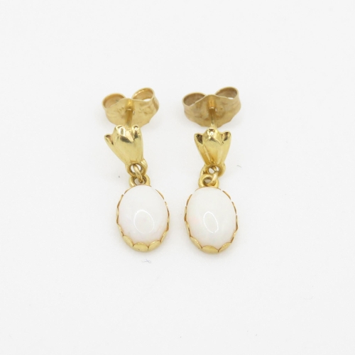 106 - 14ct gold opal drop stud earrings (0.9g)