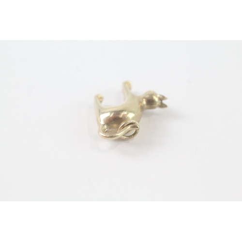 104 - 9ct gold 'scaredy cat' charm (1.2g)