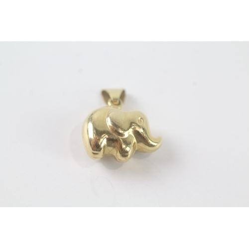 107 - 9ct gold elephant charm (0.7g)