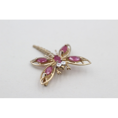 14 - 9ct gold ruby and diamond accented dragonfly brooch (2.3g)