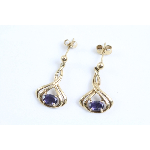 39 - 9ct gold iolite twist drop earrings (2.4g)