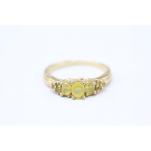 54 - 9ct gold yellow gemstone set ring (3.1g) Size P