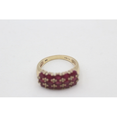 7 - 9ct gold diamond and ruby set band ring (5.3g) Size R