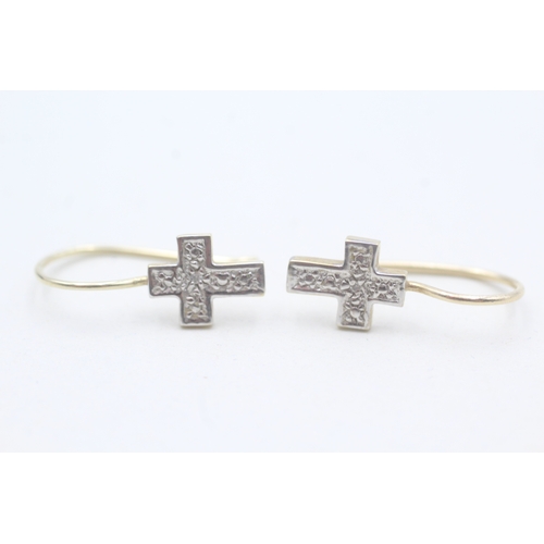 89 - 9ct gold diamond set cross static drop earrings (1.3g)