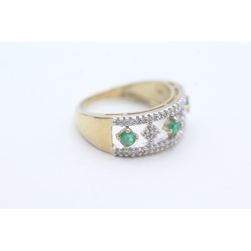 10 - 9ct gold emerald and diamond open work ring (3g) Size N