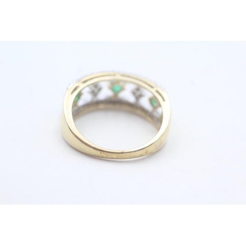 10 - 9ct gold emerald and diamond open work ring (3g) Size N