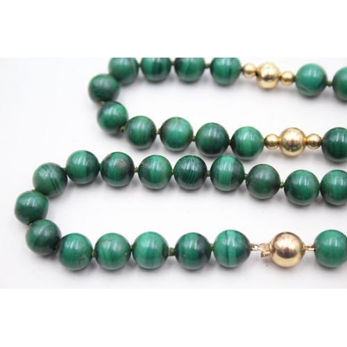 116 - 14ct gold malachite necklace (86.9g)