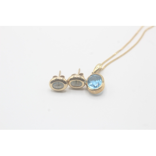 133 - 2x 9ct gold blue topaz stud earrings & necklace set (4g)