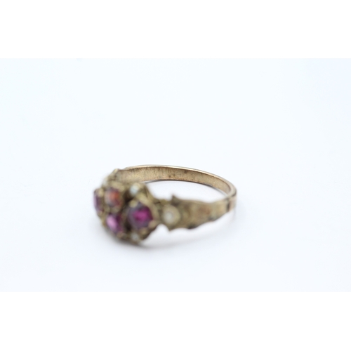 147 - 9ct gold antique garnet & seed pearl dress ring, condition: missing stone (2.4g) Size N 1/2