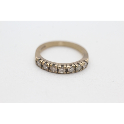 161 - 9ct gold diamond half eternity ring (2.6g) Size M