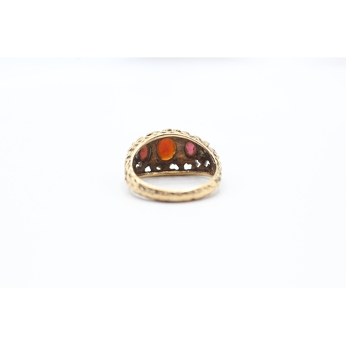 194 - 9ct gold vintage garnet dress ring (3.8g) Size L