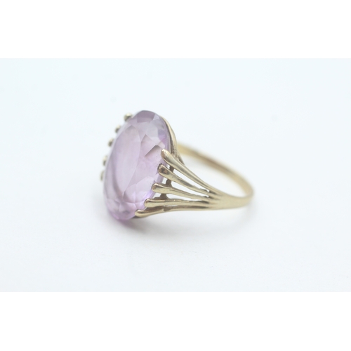 22 - 9ct gold table cut amethyst ring (3.3g) -  Size L = stone loose