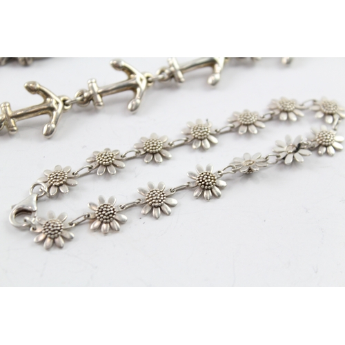 301 - Collection of Sterling Silver Bracelets inc. Ribbon, Anchor, Daisy x 3 42g