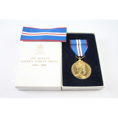 385 - Boxed ERII Queens Golden Jubilee Medal w/ COA