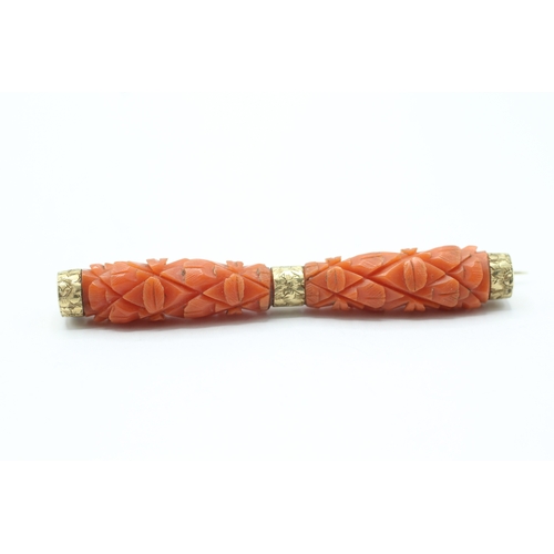 4 - 9ct gold carved coral brooch (10.4g)