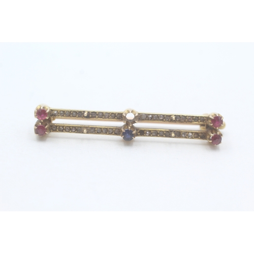 40 - 15ct gold antique diamond, ruby & sapphire brooch (as seen) (3.7g)