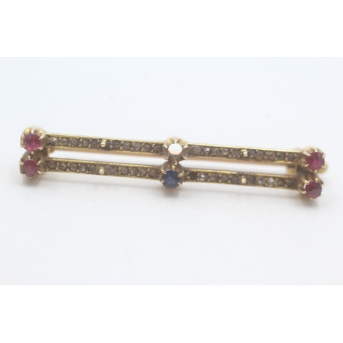 40 - 15ct gold antique diamond, ruby & sapphire brooch (as seen) (3.7g)