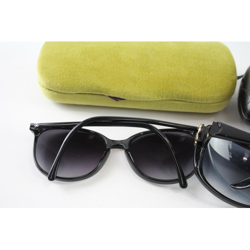 418 - Designer Sunglasses / Glasses Inc Gucci, Cases x 2