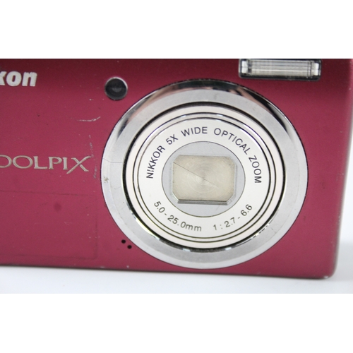 452 - Nikon Coolpix S570 Digital Compact Camera Working w/ 5x Optical Zoom