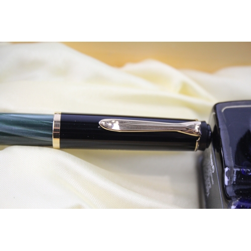 480 - Pelikan M200 Green & Black Fountain Pen w/ M Gold Plate Nib WRITING Original Box