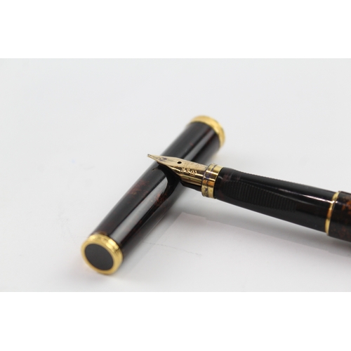 483 - Vintage Parker 75 Brown Lacquer Fountain Pen w/ 18ct Gold Nib WRITING