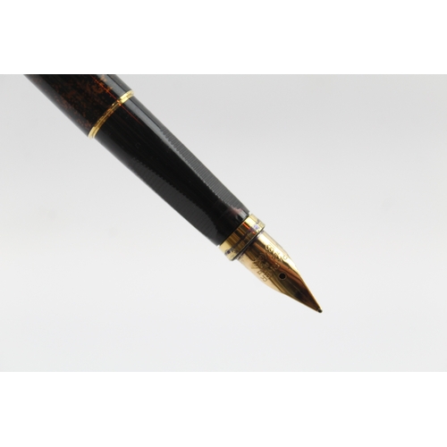 483 - Vintage Parker 75 Brown Lacquer Fountain Pen w/ 18ct Gold Nib WRITING