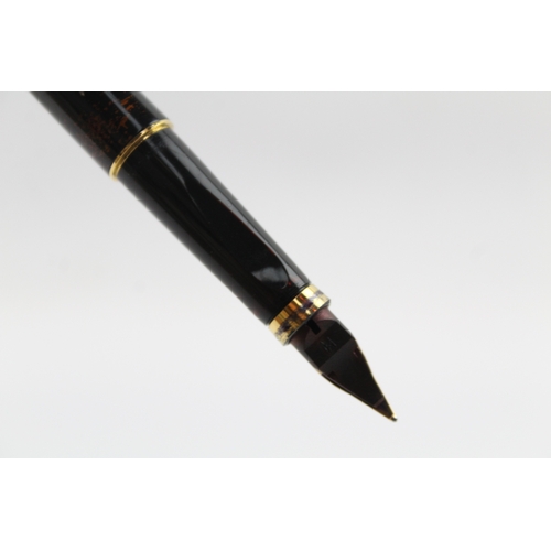 483 - Vintage Parker 75 Brown Lacquer Fountain Pen w/ 18ct Gold Nib WRITING