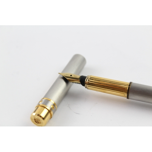 487 - Les Must Santos De Cartier Satin Steel & Gold Plate Fountain Pen w/ 18ct Nib