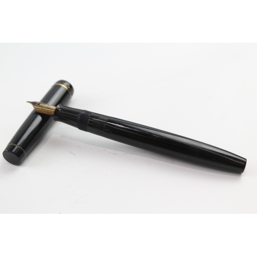 489 - Vintage Parker Victory Black Fountain Pen w/ 14ct Gold Nib WRITING