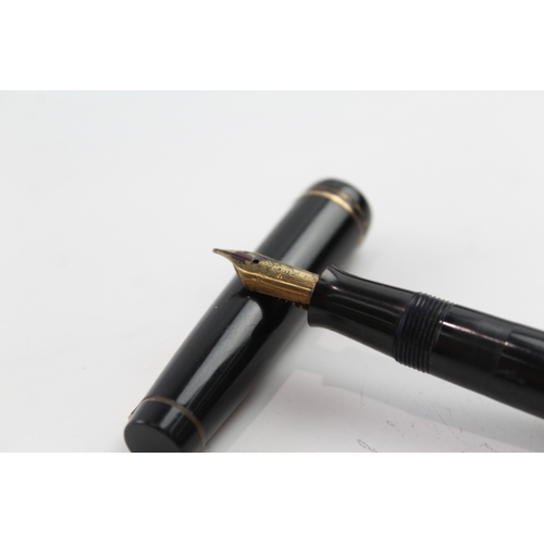 489 - Vintage Parker Victory Black Fountain Pen w/ 14ct Gold Nib WRITING