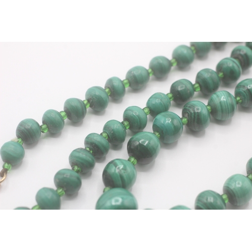 61 - 9ct gold clasp malachite & green paste beads single strand necklace (105.5g)