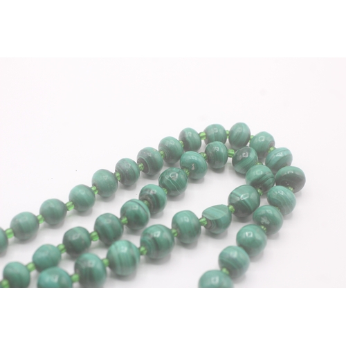 61 - 9ct gold clasp malachite & green paste beads single strand necklace (105.5g)