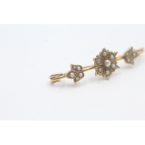 73 - 9ct gold and 15ct gold top seed pearl bar brooch (1.9g)