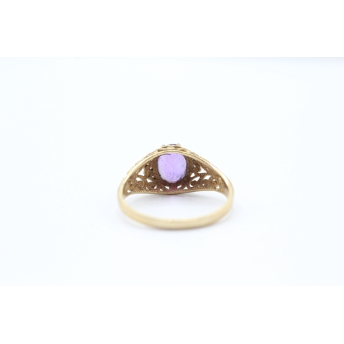 88 - 9ct gold amethyst patterned ring (2.2g) Size P