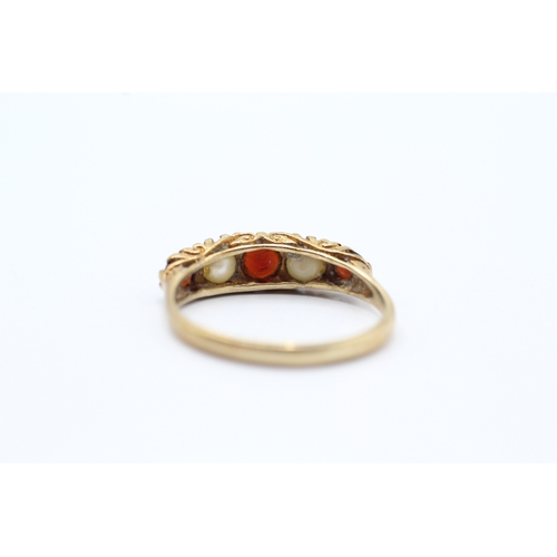 97 - 9ct gold vintage garnet & seed pearl five stone ring (2.3g) Size P