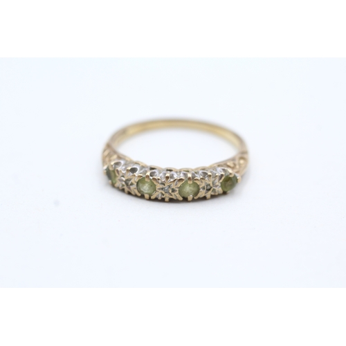 100 - 9ct gold peridot and diamond row ring (1.7g) Size O