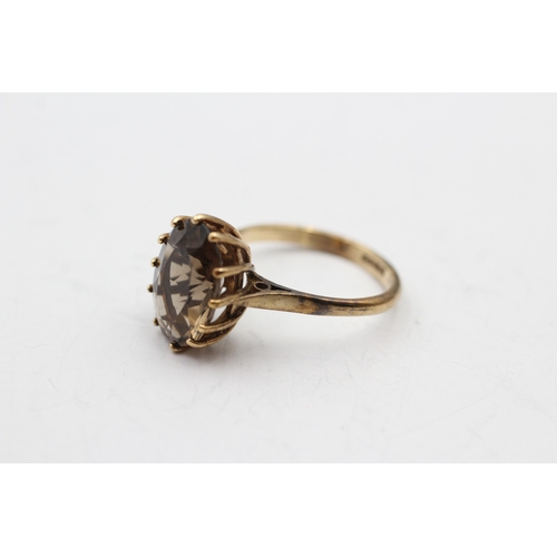 102 - 9ct gold smokey quartz cocktail ring (3.5g) Size O