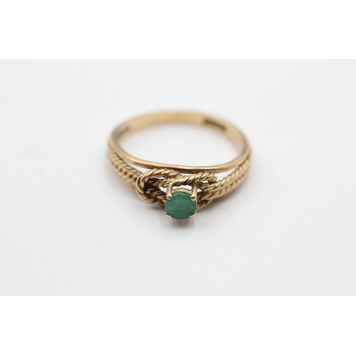 115 - 9ct gold emerald single stone rope twist ring (2.3g) Size N