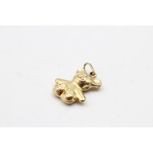 131 - 9ct gold bear charm (0.7g)