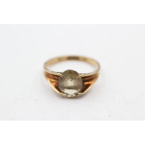 135 - 9ct gold smokey quartz single stone ring (2.8g) Size P 1/2